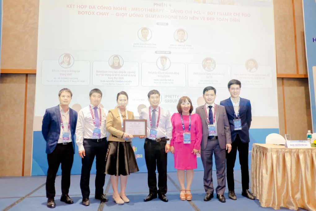 5 bác sĩ uy tín đồng hành cùng Ipretty Group trong hội nghị da liễu thẩm mỹ lần 5 - 2 5 bác sĩ uy tín đồng hành cùng Ipretty Group trong hội nghị da liễu thẩm mỹ lần 5 - 2