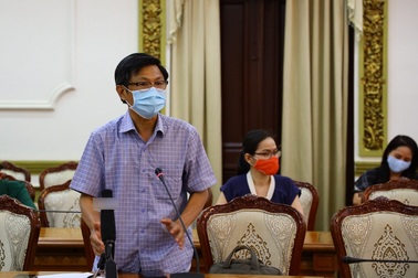 Giám đốc HCDC khai bút thơ xuân "chống giặc Covid"