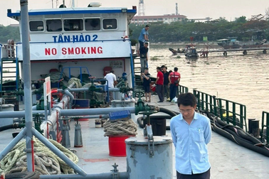 Thủ đoạn buôn lậu hàng triệu lít dầu của Giám đốc Công ty Saigon Transco