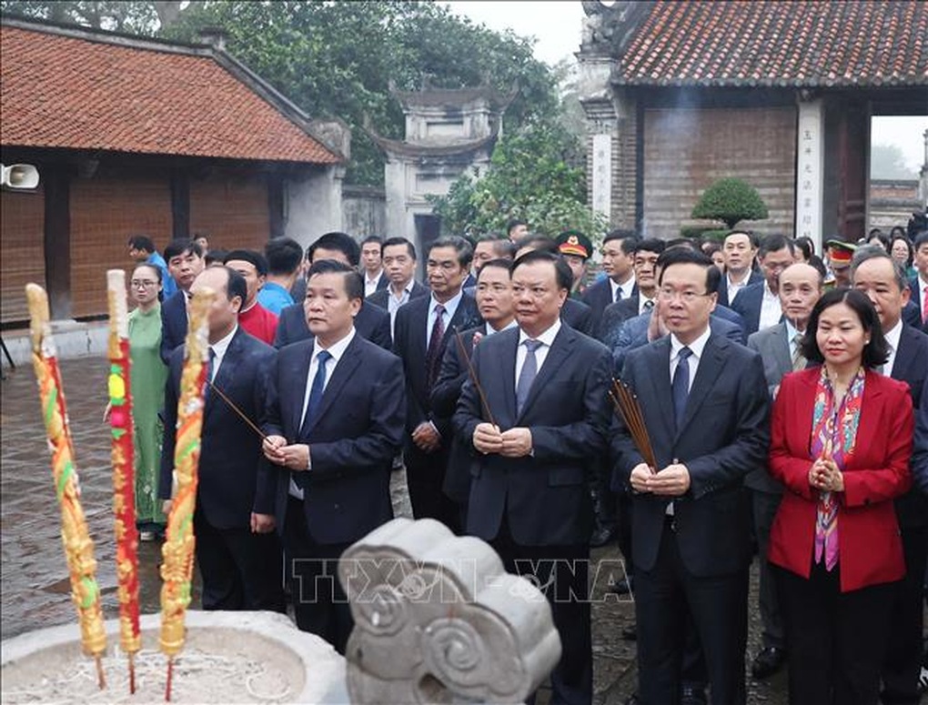 Chủ tịch nước Võ Văn Thưởng dâng hương tưởng niệm Đức vua An Dương Vương - 1 Chủ tịch nước Võ Văn Thưởng dâng hương tưởng niệm Đức vua An Dương Vương - 1