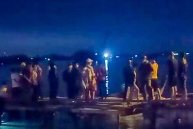 Vụ cha ném con xuống sông: Ngọn lửa ghen tuông "thiêu cháy" tình phụ tử