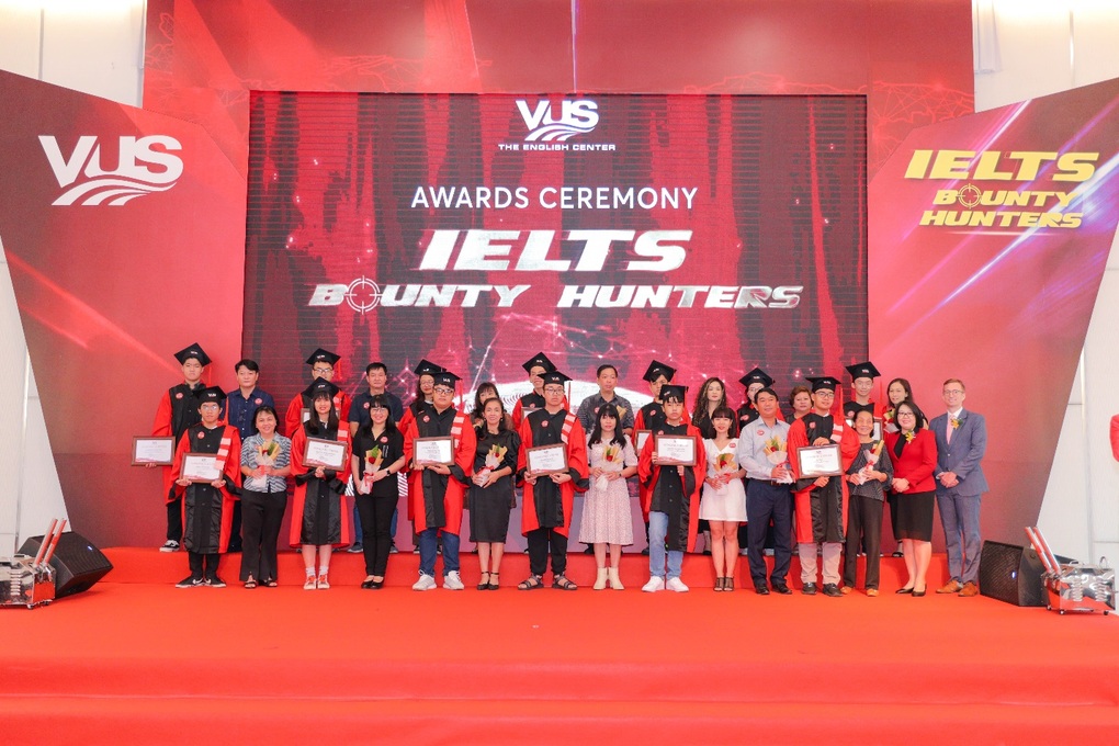 VUS vinh danh 88 học viên đạt IELTS trên 7.0 - 1 VUS vinh danh 88 học viên đạt IELTS trên 7.0 - 1