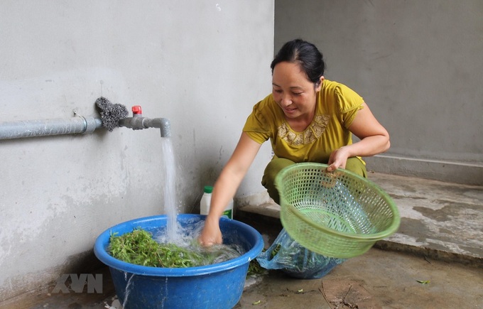 Chính phủ yêu cầu các tỉnh giảm giá nước sạch cho người dân bị ảnh hưởng dịch COVID-19 - Ảnh 1.