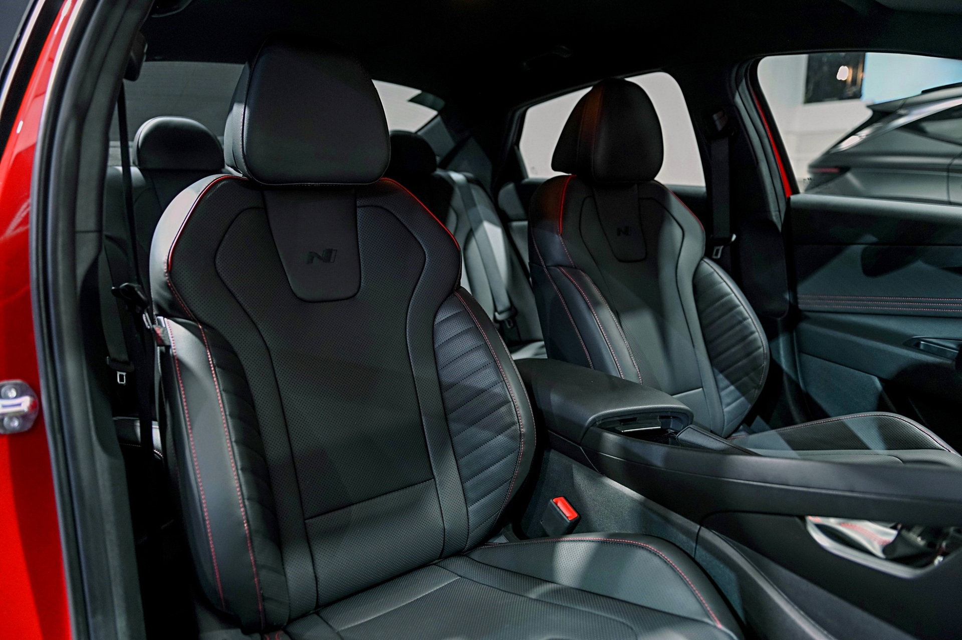 Hyundai Elantra 2025 ra mắt tại Đông Nam Á, chờ ngày về Việt Nam - 10 Hyundai Elantra 2025 ra mắt tại Đông Nam Á, chờ ngày về Việt Nam - 10