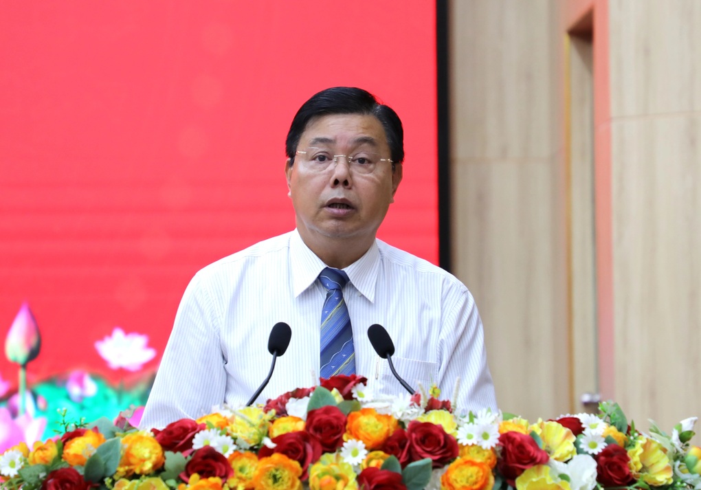 Tâm niệm nâng mức thu nhập với người hưởng lương của Bộ trưởng Nội vụ - 1