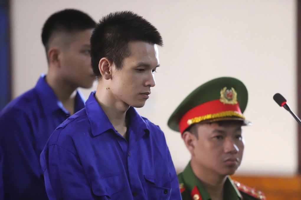Tử hình kẻ dùng kéo đoạt mạng đại úy công an - 1 Tử hình kẻ dùng kéo đoạt mạng đại úy công an - 1