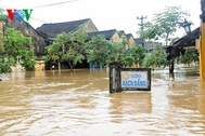 Miền Trung: Mưa nhỏ, lũ to, thiệt hại lớn!