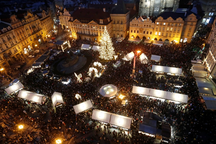 Chợ Giáng sinh tại Praha nhộn nhịp trở lại sau 2 năm gián đoạn vì Covid-19