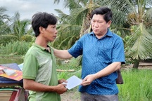 Không để người dân Cà Mau nào lâm cảnh màn trời chiếu đất