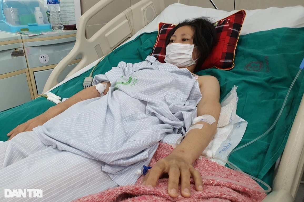 Bác sĩ bệnh viện Bạch Mai kêu gọi chung tay cứu sản phụ ở trước cửa tử - 2 Bác sĩ bệnh viện Bạch Mai kêu gọi chung tay cứu sản phụ ở trước cửa tử - 2