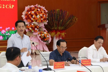 Người Nội vụ đi biên giới, "cùng ở, cùng làm" hỗ trợ bộ máy chính quyền mới