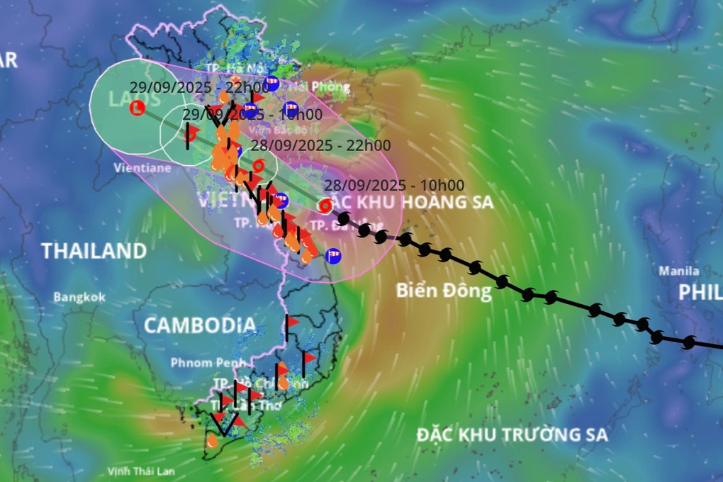 Bão Bualoi duy trì cường độ cấp 12, tiến sát đất liền Nghệ An - Quảng Trị - 1 Bão Bualoi duy trì cường độ cấp 12, tiến sát đất liền Nghệ An - Quảng Trị - 1