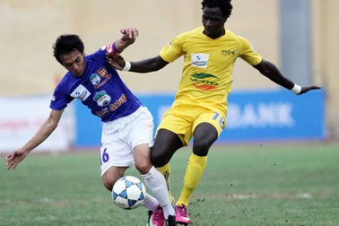 4 trọng tài trong nghi án hối lộ phải làm tường trình