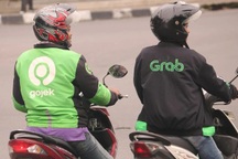 Lái xe công nghệ, shipper gặp khó do Covid-19 có được nhận hỗ trợ?