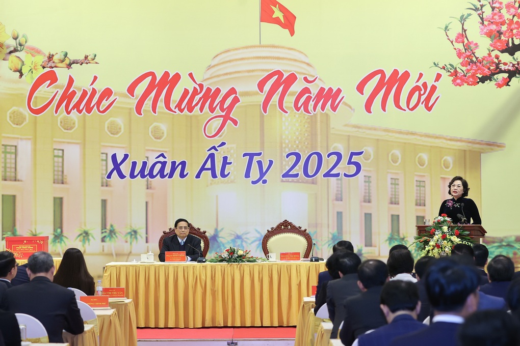 Thủ tướng giao nhiệm vụ năm mới cho ngành ngân hàng - 1 Thủ tướng giao nhiệm vụ năm mới cho ngành ngân hàng - 1