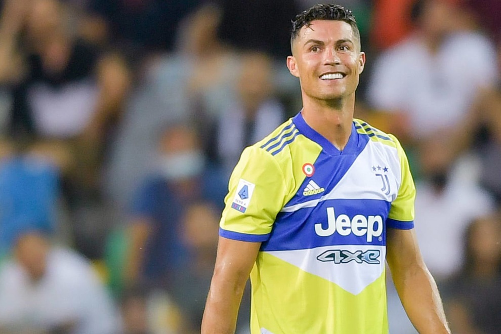 Rời Juventus, C.Ronaldo phải giảm lương cực lớn - 1 Rời Juventus, C.Ronaldo phải giảm lương cực lớn - 1