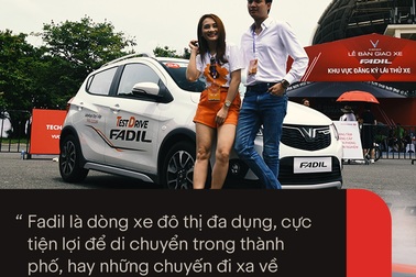 VinFast Fadil 'đốn tim' sao Việt ngay trong lần trải nghiệm đầu tiên