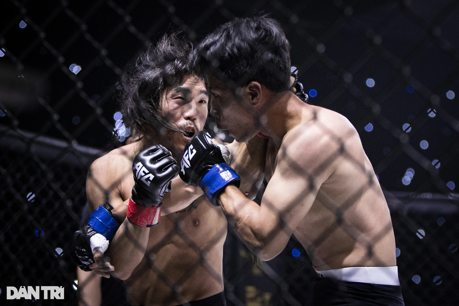 Nữ võ sĩ Thanh Trúc giành chiến thắng duy nhất cho MMA Việt Nam tại AFC21 - 4 Nữ võ sĩ Thanh Trúc giành chiến thắng duy nhất cho MMA Việt Nam tại AFC21 - 4