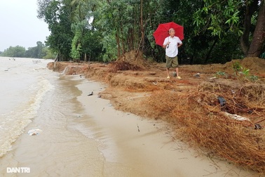 Văn bản "lạ" gây phẫn nộ tại TP Nha Trang: Biển nước làm lộ sự quan liêu!