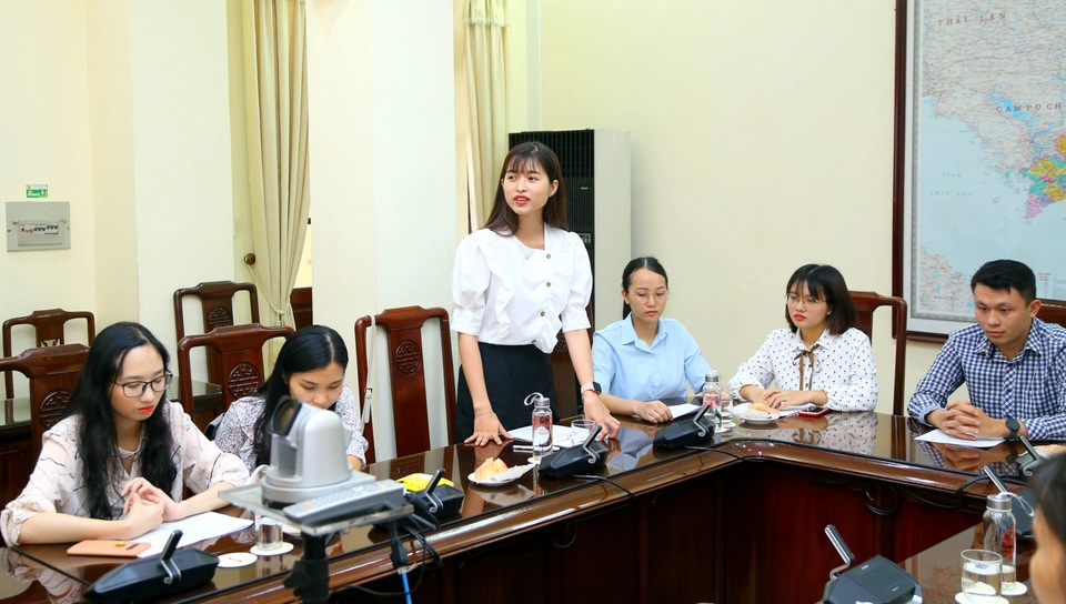 Bộ trưởng Đào Ngọc Dung: “Thu hút tài năng, Bộ mong tìm được người tài…” - 4 Bộ trưởng Đào Ngọc Dung: “Thu hút tài năng, Bộ mong tìm được người tài…” - 4