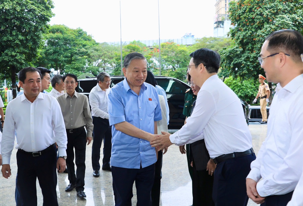 Tổng Bí thư, Chủ tịch nước gợi ý Hà Nội xây thử “phường xã hội chủ nghĩa” - 1 Tổng Bí thư, Chủ tịch nước gợi ý Hà Nội xây thử “phường xã hội chủ nghĩa” - 1