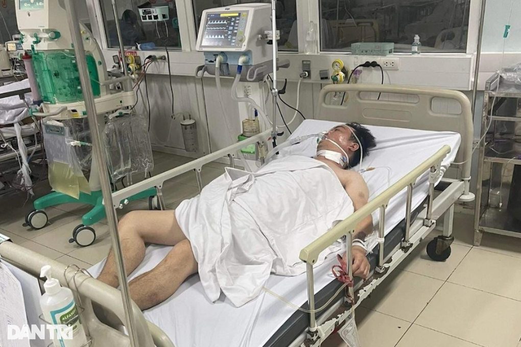 Tai họa ập xuống ông bố trẻ, những đứa con thơ ngơ ngác cầu xin Tai họa ập xuống ông bố trẻ, những đứa con thơ ngơ ngác cầu xin