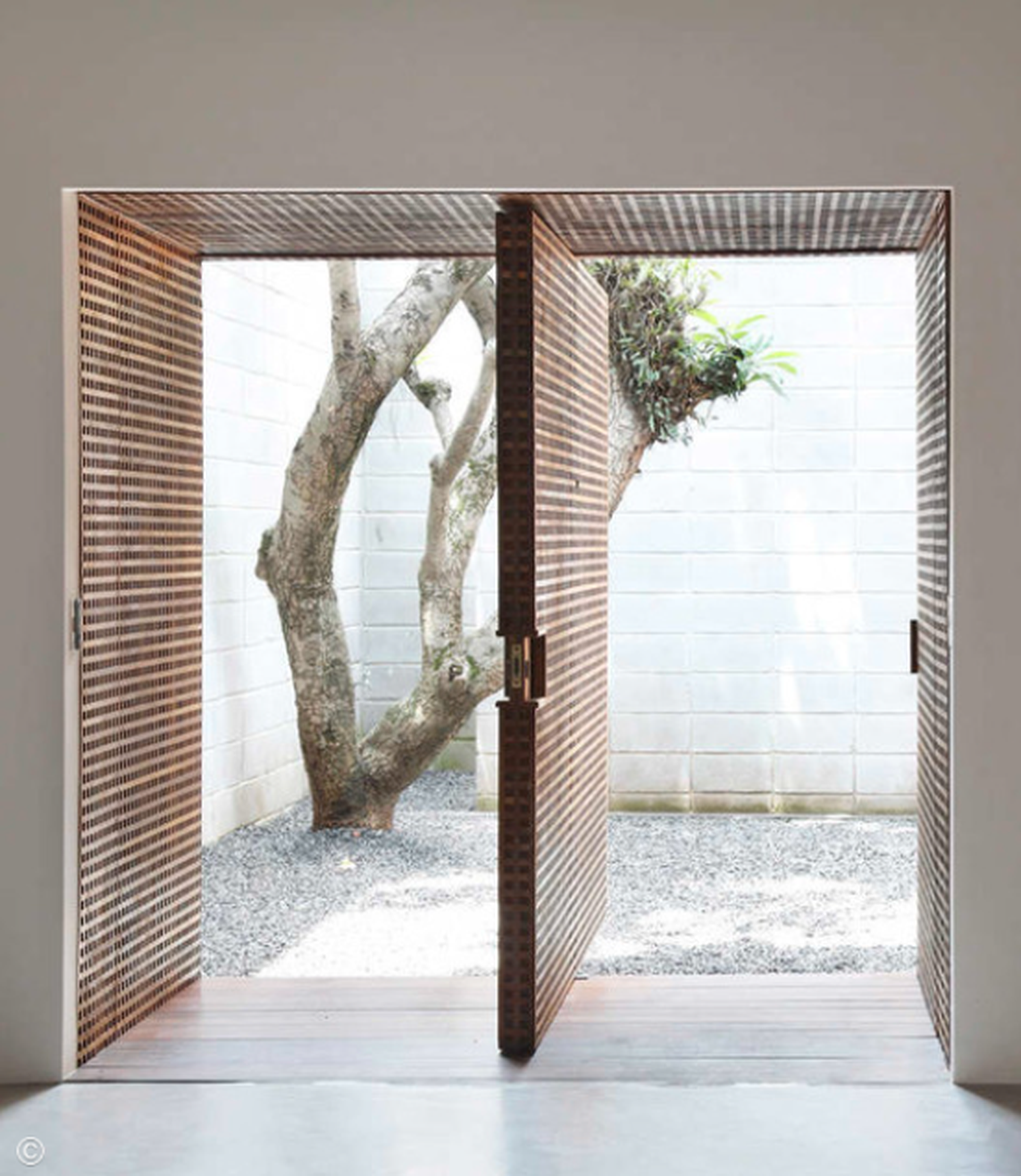 Chọn cửa ra vào sao cho phù hợp? - 13 Chọn cửa ra vào sao cho phù hợp? - 13