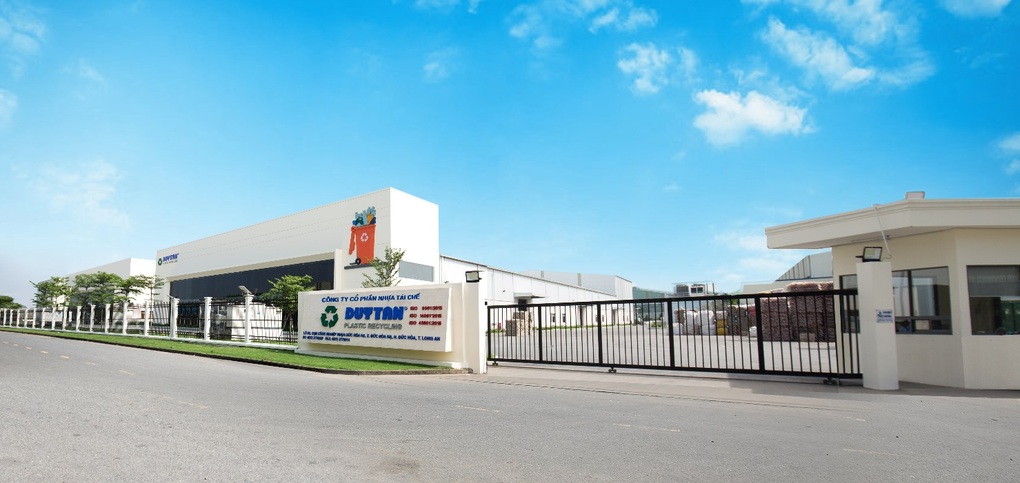 Nhựa tái chế DUYTAN tổ chức lễ khánh thành giai đoạn một nhà máy tại Long An - 1 Nhựa tái chế DUYTAN tổ chức lễ khánh thành giai đoạn một nhà máy tại Long An - 1