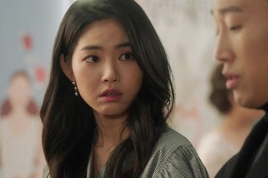 Sợ hãi bỏ chạy ngay lần đầu gặp "tri kỷ" đã hẹn hò qua mạng nửa năm