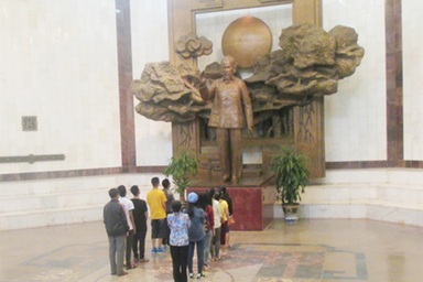 Chinh Phục hướng về Bác 