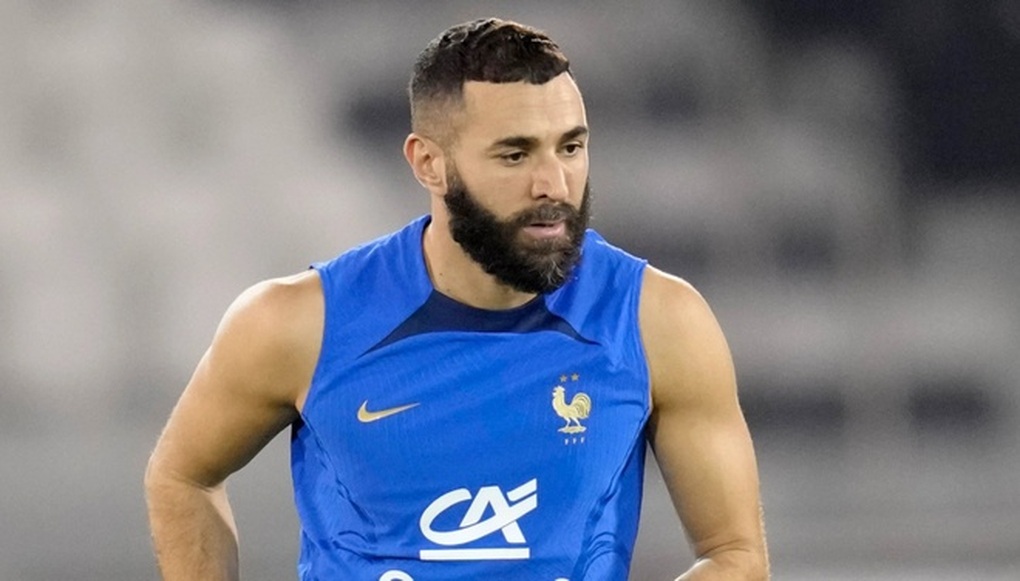 Karim Benzema tuyên bố chia tay đội tuyển Pháp - 2 Karim Benzema tuyên bố chia tay đội tuyển Pháp - 2