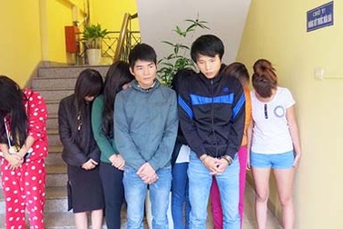 Hà Nội: Studio “sex” trong nhà nghỉ 