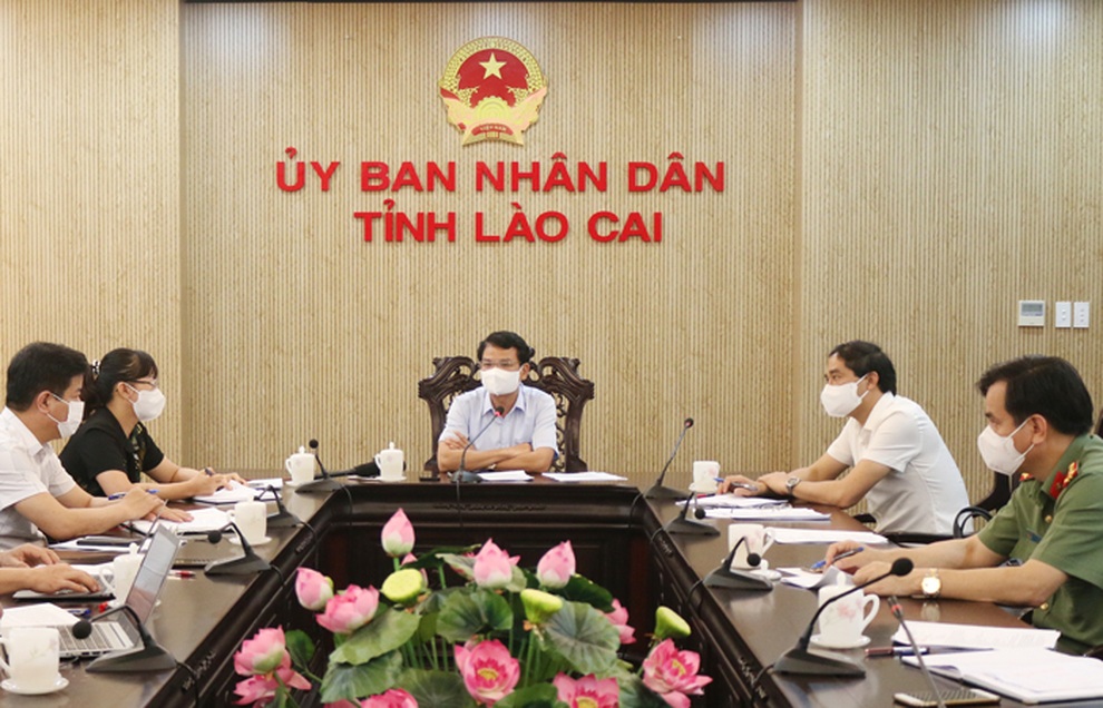 Xác định 34 F1 và 93 F2 của ca dương tính với SARS-CoV-2 ở Lào Cai - 1 Xác định 34 F1 và 93 F2 của ca dương tính với SARS-CoV-2 ở Lào Cai - 1