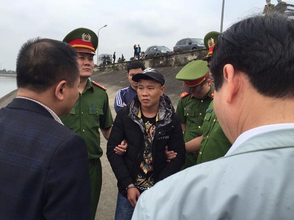 Vụ dùng súng cướp ngân hàng ở Sóc Sơn: Gian nan hành trình truy bắt sói xám vô hình - 3 Vụ dùng súng cướp ngân hàng ở Sóc Sơn: Gian nan hành trình truy bắt sói xám vô hình - 3
