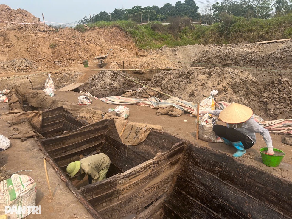 Thuyền cổ dưới ao cá ở Bắc Ninh: Điểm độc đáo, lần đầu thấy ở Việt Nam - 5 Thuyền cổ dưới ao cá ở Bắc Ninh: Điểm độc đáo, lần đầu thấy ở Việt Nam - 5
