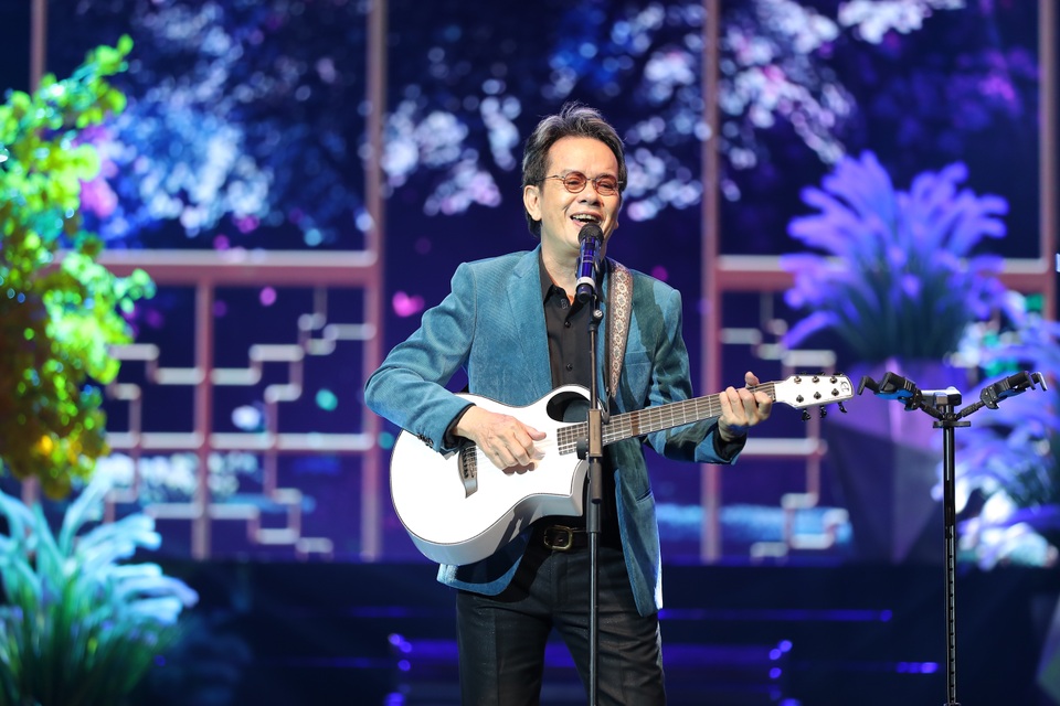 Thanh Thanh Hiền, Vượng râu khiến khán giả khắc khoải nỗi nhớ quê - 6 Thanh Thanh Hiền, Vượng râu khiến khán giả khắc khoải nỗi nhớ quê - 6