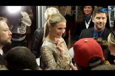 Cameron Diaz gợi cảm trên thảm đỏ