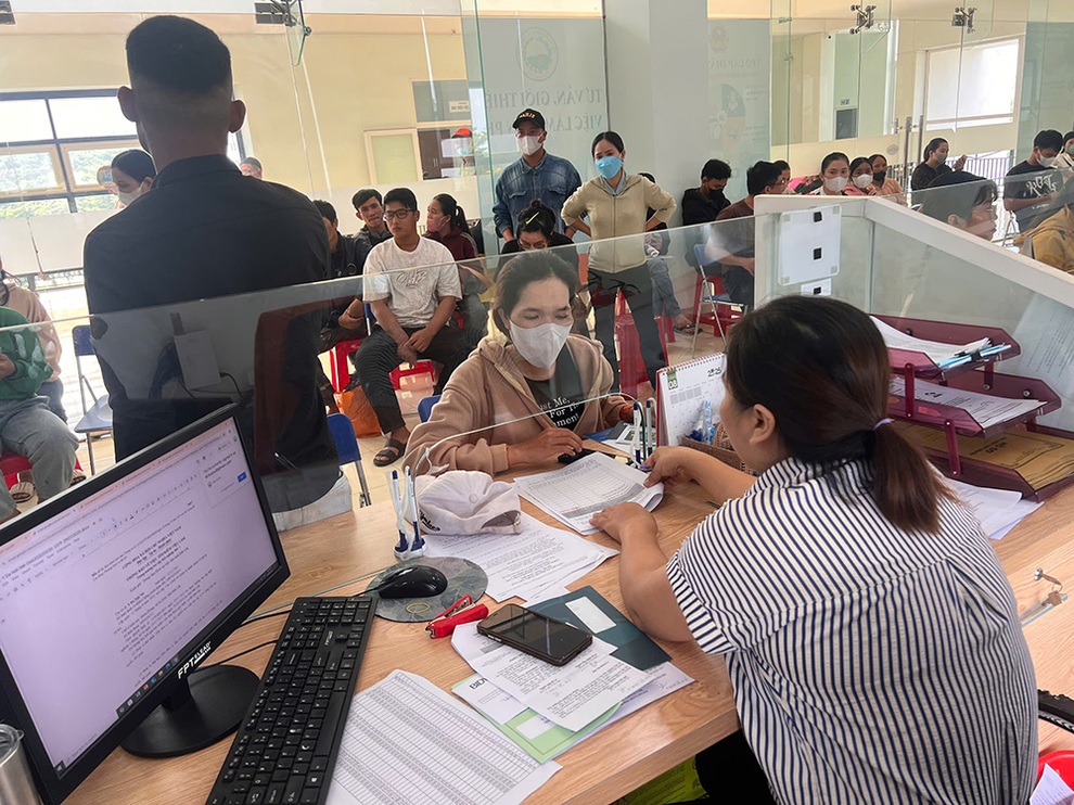 Đắk Lắk thực hiện chính sách bảo hiểm thất nghiệp kịp thời, hiệu quả - 1 Đắk Lắk thực hiện chính sách bảo hiểm thất nghiệp kịp thời, hiệu quả - 1