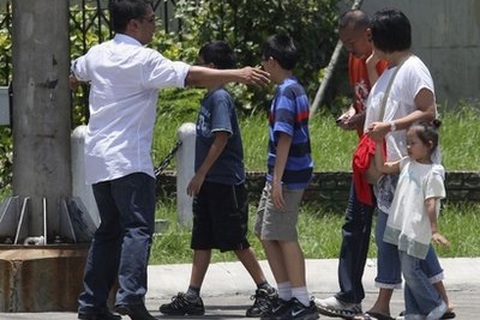 Philippines: Cựu cảnh sát bắt giữ khách du lịch làm con tin