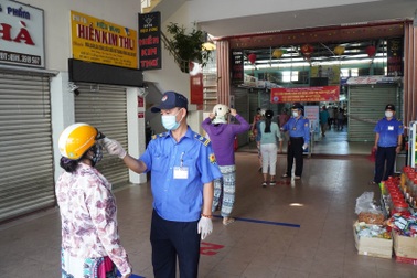 Đà Nẵng tính giãn cách cho người dân đi chợ  2 - 3 ngày một lần