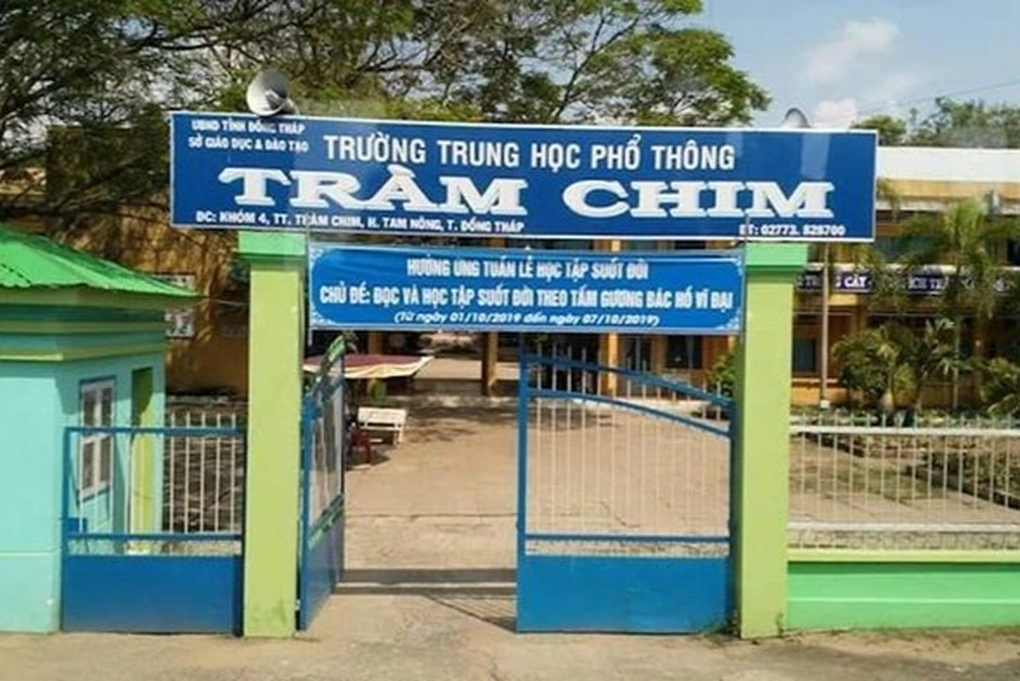 Thầy hiệu trưởng đột quỵ tại lễ khai giảng: 5 dấu hiệu cảnh báo đỏ - 1