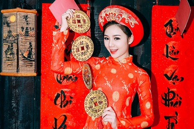 Tết Ta - Tết Tây: Câu chuyện đồng xu