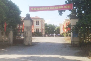 Cán bộ xã “ém” tiền của dân vào... túi riêng