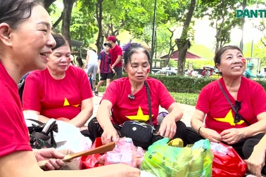 U70 ngậm sâm cả tuần, lập kế hoạch ăn ngủ để xem diễu binh A80