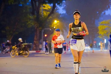 Rầm rộ phong trào chạy bộ dưới góc nhìn bác sĩ ​