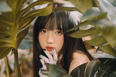 Nữ sinh theo đuổi nét đẹp "dị", giành nút Bạc sau 2 tháng làm Youtube