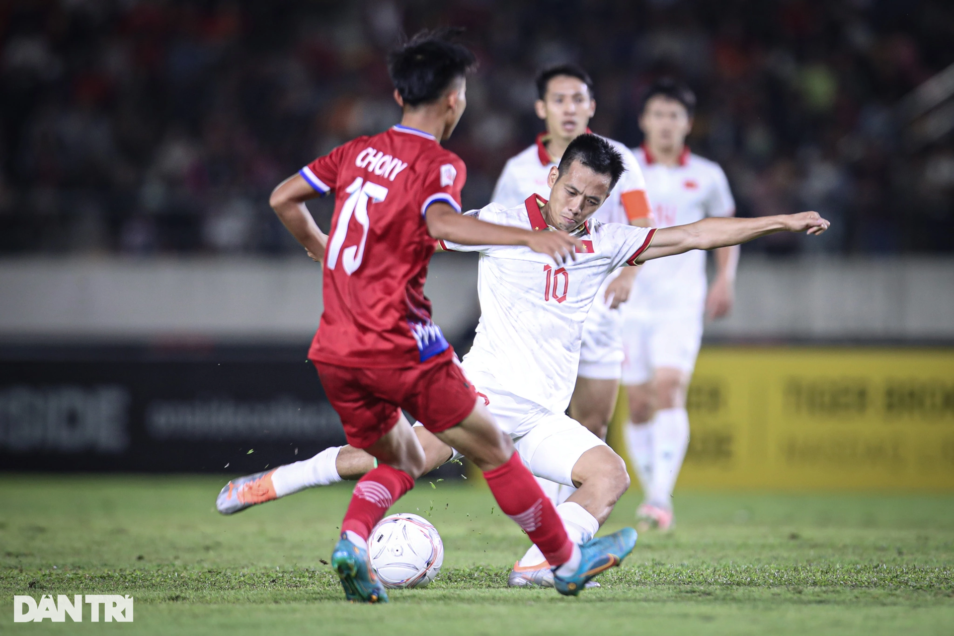 Tuyển Việt Nam thăng hoa, thắng đậm Lào set tennis 6-0 - 13 Tuyển Việt Nam thăng hoa, thắng đậm Lào set tennis 6-0 - 13