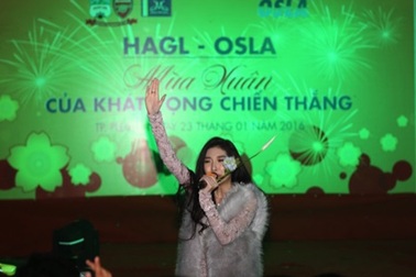 Khổng Tú Quỳnh và Quán quân The Voice chia sẻ khát vọng chiến thắng của HAGL