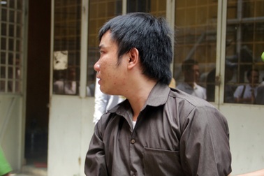 Con lãnh án tử, mẹ đại náo phiên tòa