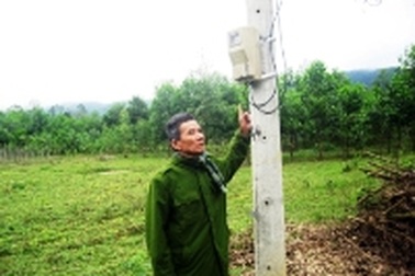 Sẽ đuổi khỏi ngành cán bộ điện lực ăn chặn tiền của dân